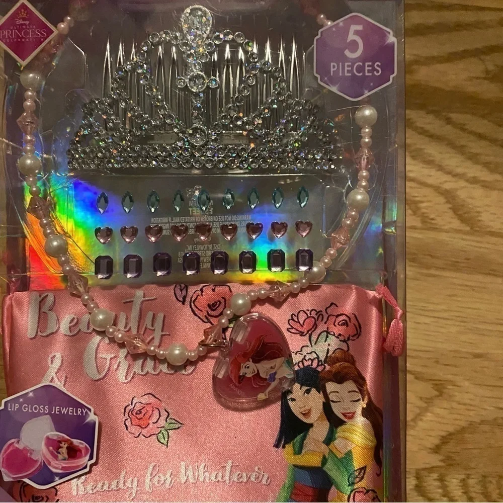 Disney Princess Collection Jewelry Necklace Tiara Hair Clip NEW Lip Gloss Bag